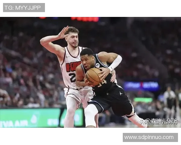 NBA明星奥拉迪波和霍乐迪加盟广州龙狮队引发球迷热议