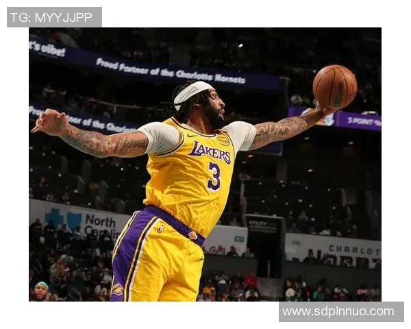 湖人有意签下被黄蜂裁掉的26分5助攻神射手引发关注 湖人有意签下被黄蜂裁掉的26分5助攻神射手引发关注