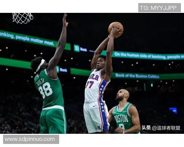 埃奇库姆12中4拿到12分11板,生涯首次两双 埃奇库姆12中4拿到12分11板,生涯首次两双